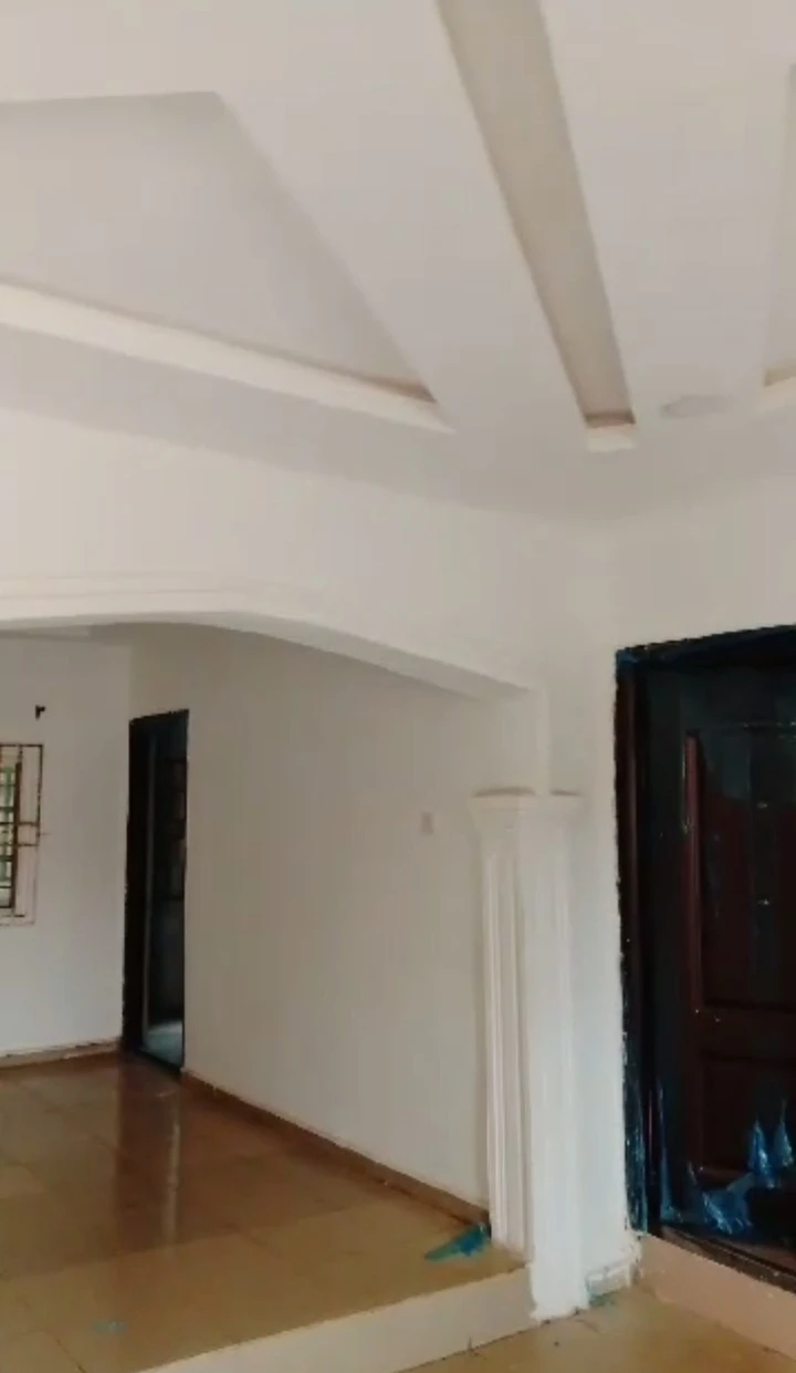 3 Bedroom Flat for Rent in AMAGBA, Edo - Image 1