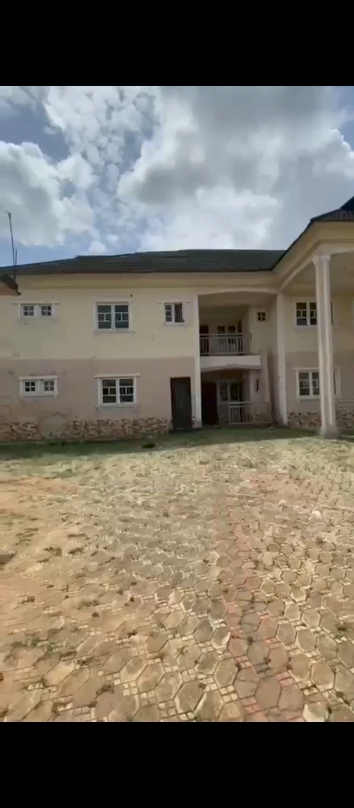 Duplex for Sale in EVBUKUN off sapele road, Edo - Image 1