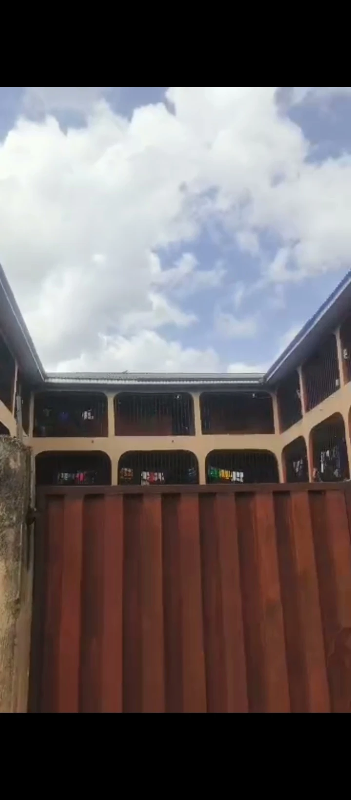 Hostel for Sale in Ekosodin, Edo - Image 3