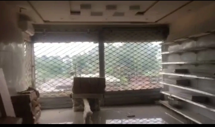 Store for Sale in Airport road, Edo - Image 3
