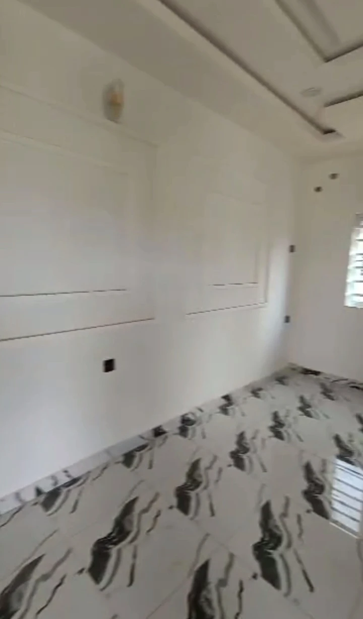 2 Bedroom Flat for Rent in Ogunwenyin, Edo - Image 1