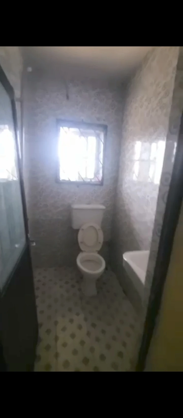 1 Bedroom Flat for Rent in Isihor, Edo - Image 3