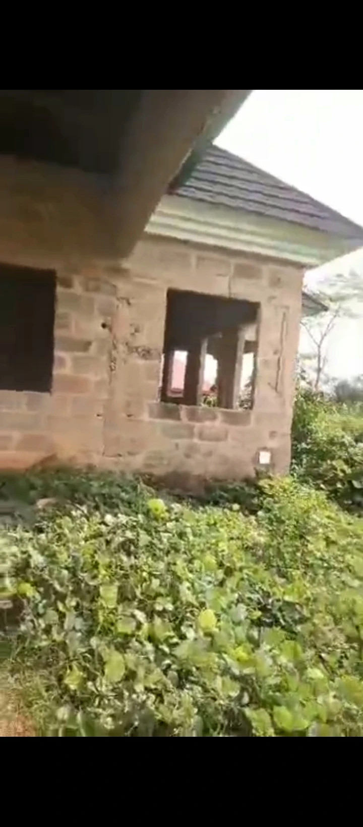 Uncompleted Building for Sale in Ogba airport road, Edo - Image 2