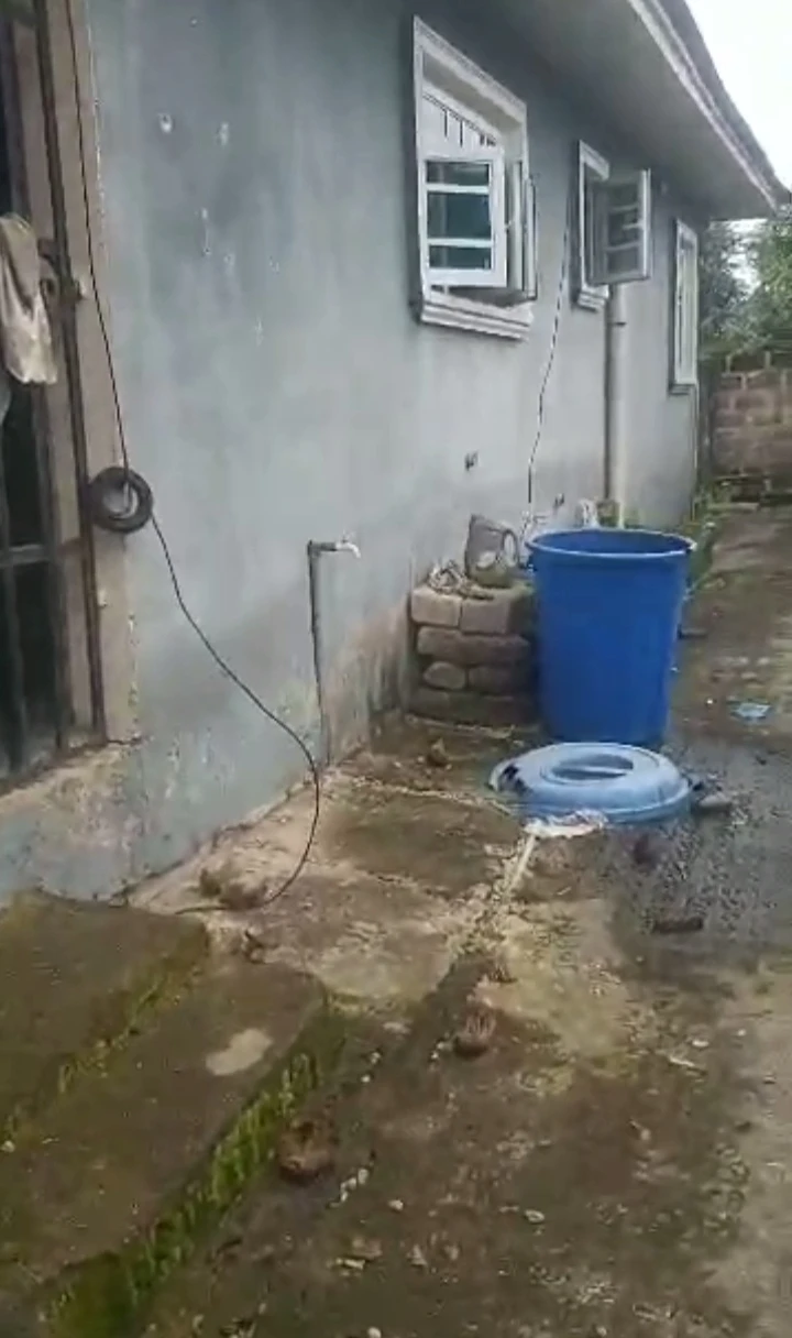 Bungalow for Sale in Ogunwenyin, Edo - Image 1