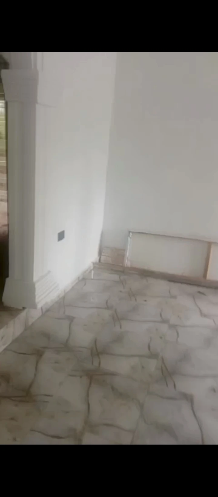 2 Bedroom Flat for Sale in Ifie, Delta - Image 1