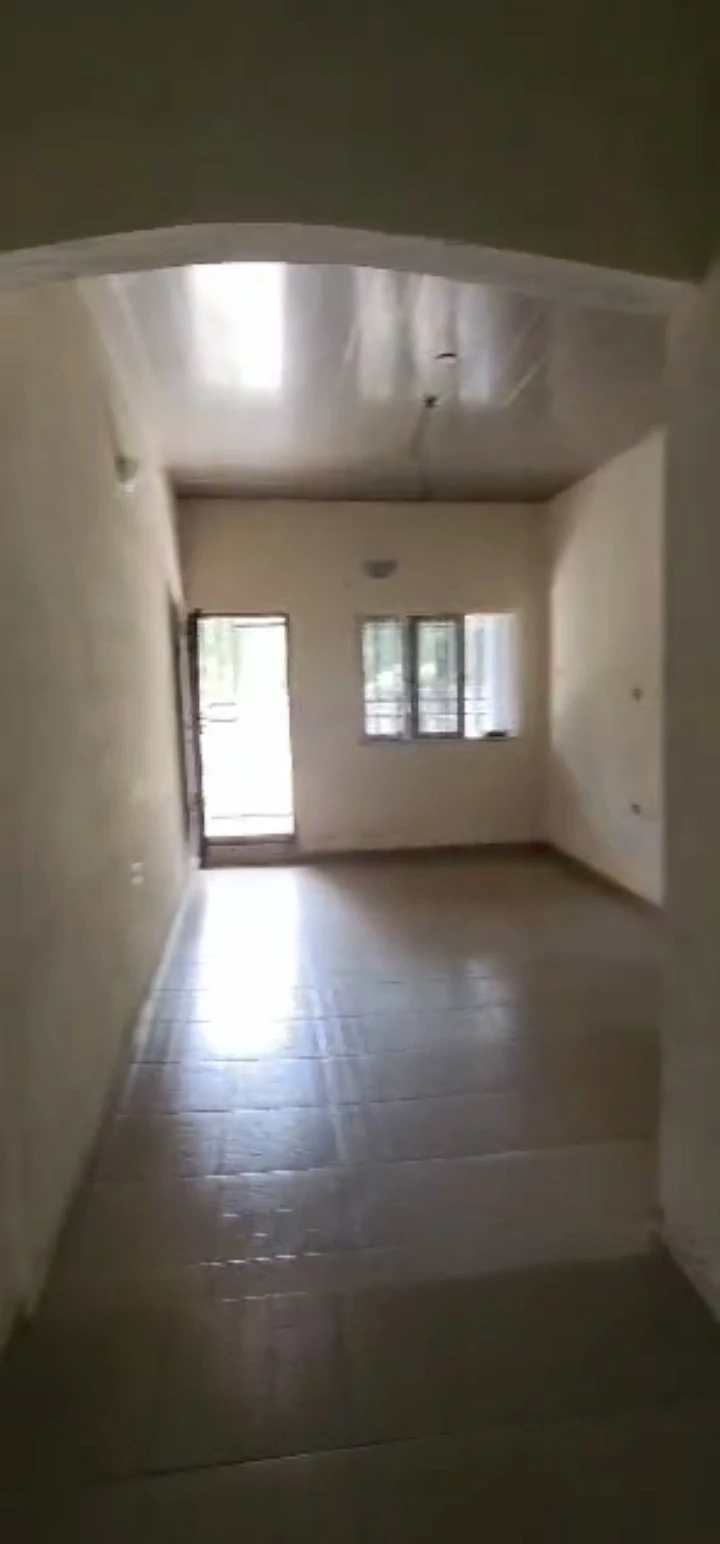2 Bedroom Flat for Rent in Jeddo, Delta - Image 1