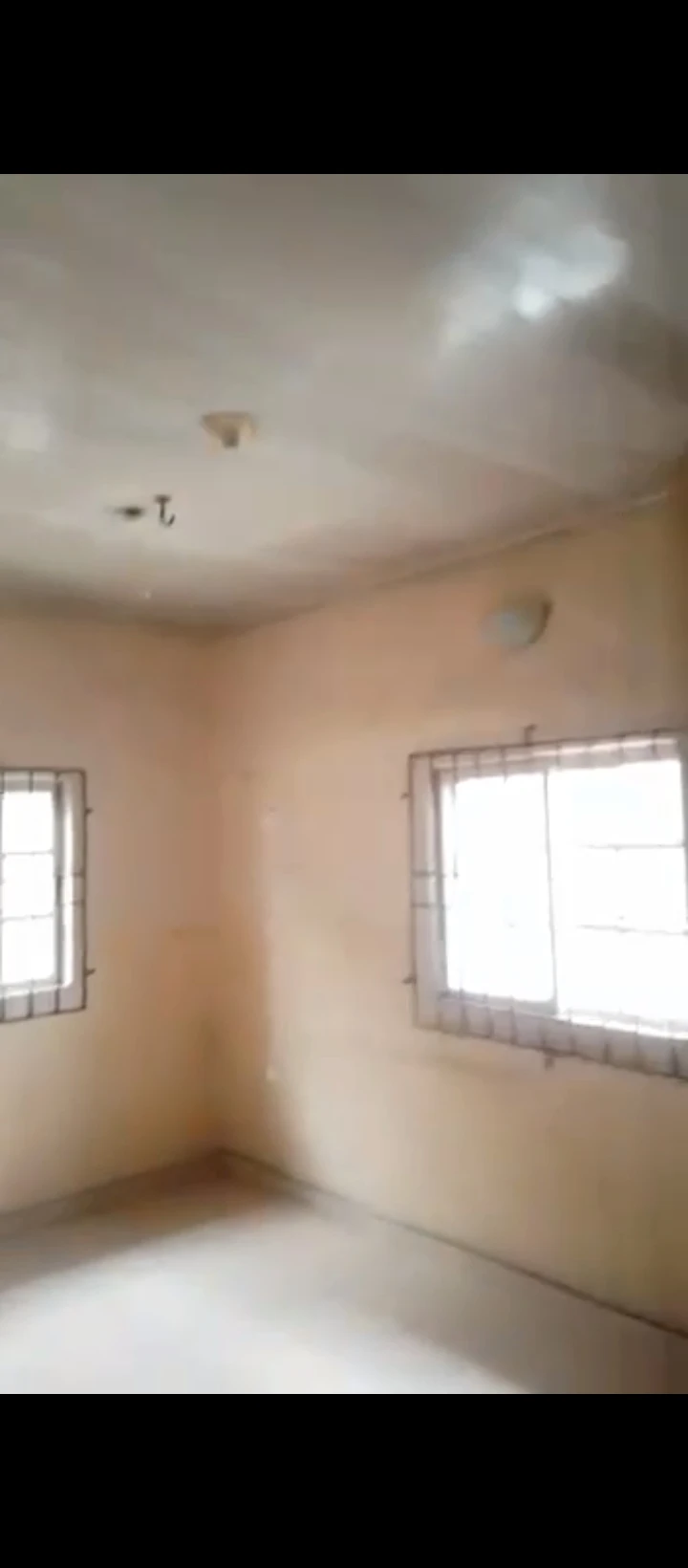 3 Bedroom Flat for Rent in Osubi, Delta - Image 2