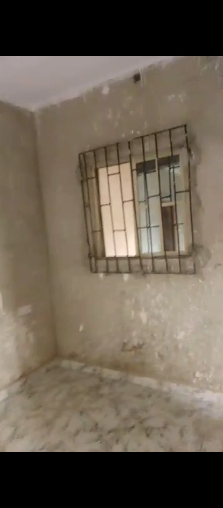 1 Bedroom Flat for Rent in Ogbomro, Delta - Image 4