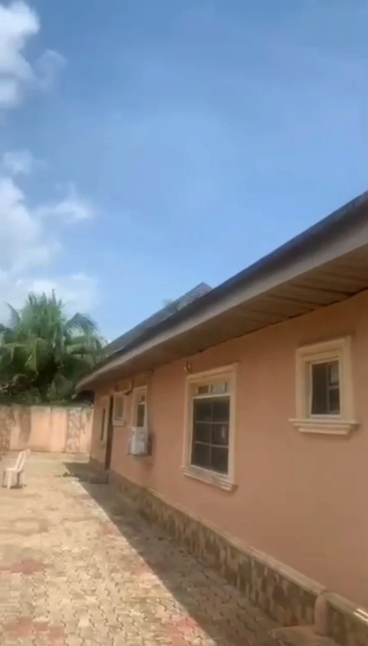 Bungalow for Sale in Iriri, Delta - Image 1