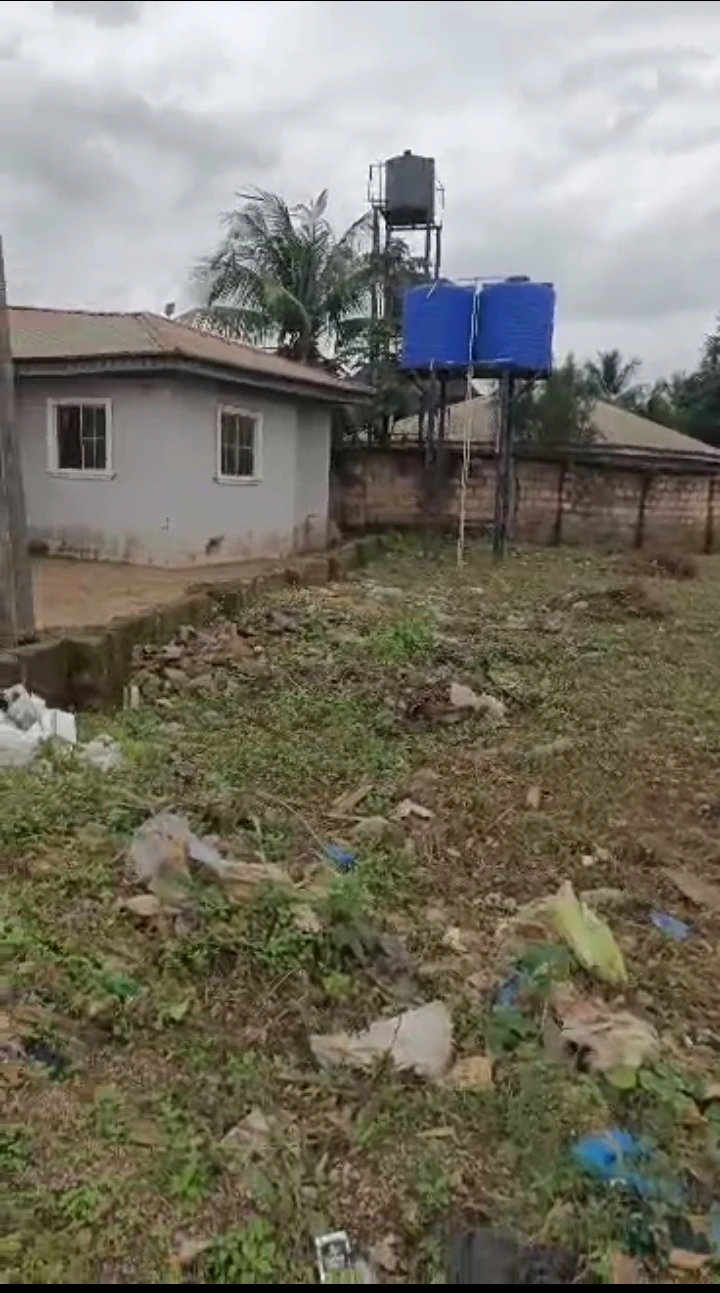 Uncompleted Building for Sale in Ugbor, Edo - Image 1