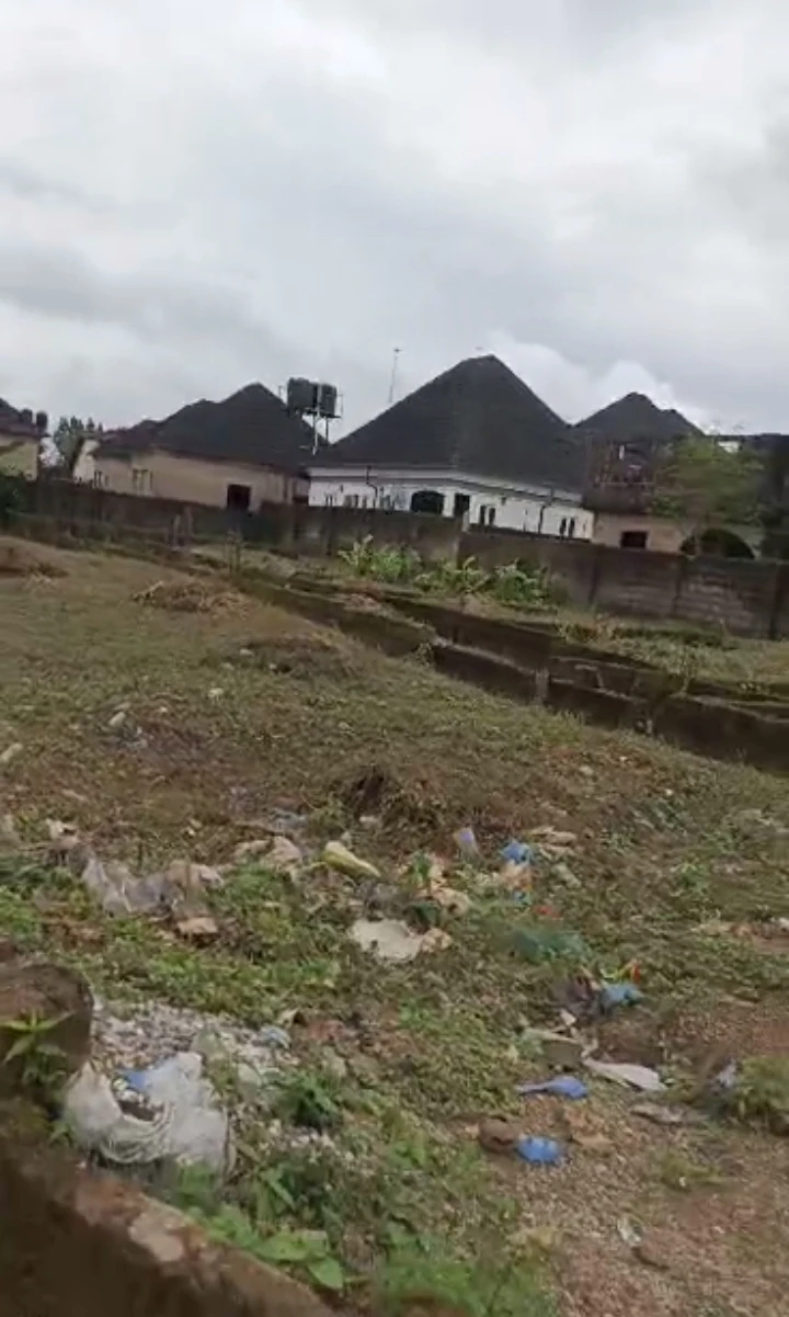 Uncompleted Building for Sale in Ugbor, Edo - Image 2