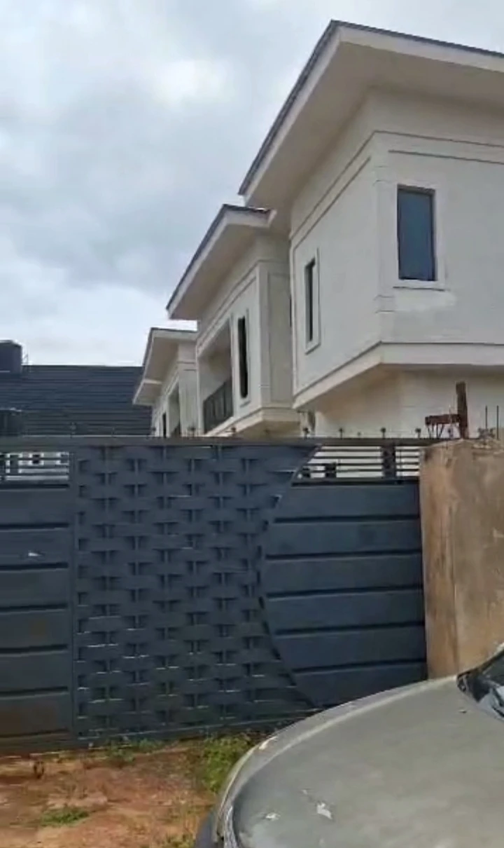 4 Bedroom Flat for Sale in Amagba, Edo - Image 2