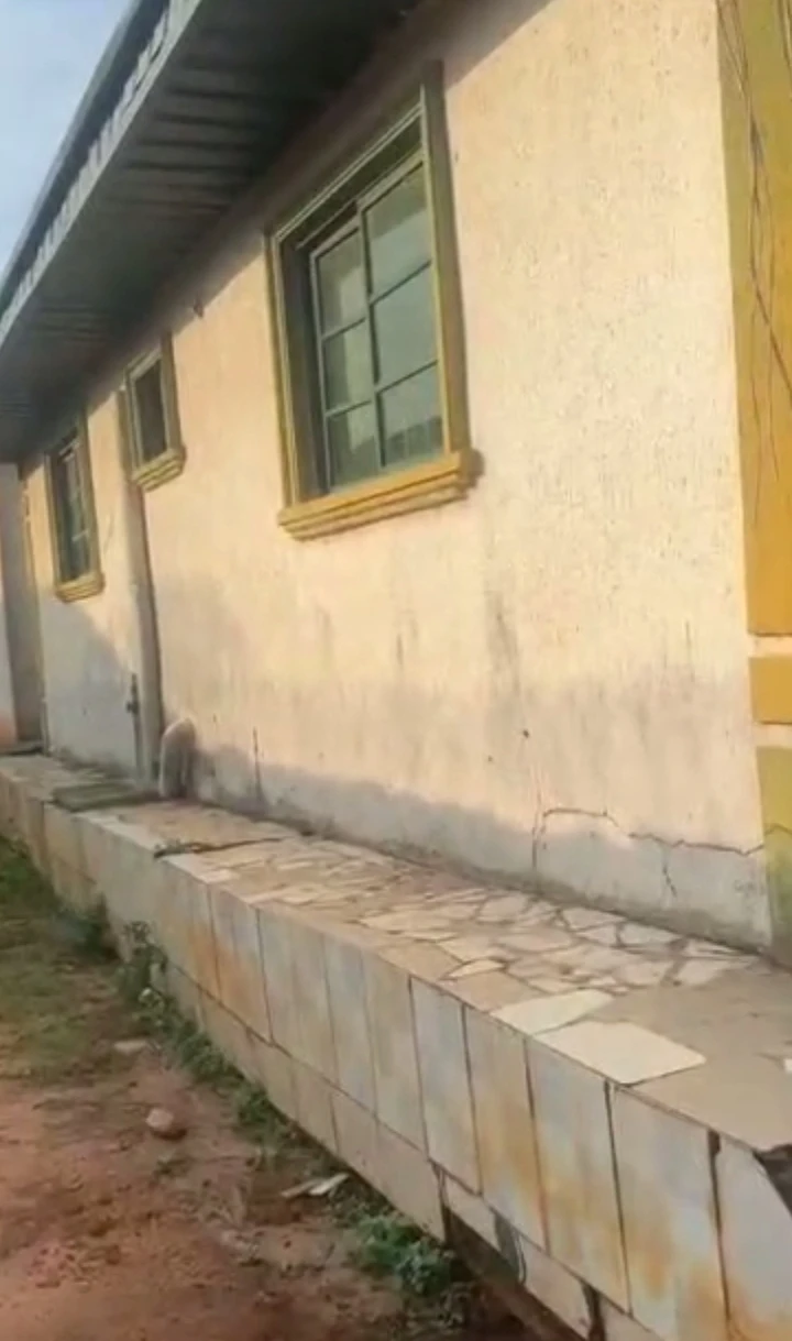 Bungalow for Sale in Ekhea sapele road Benin city, Edo - Image 1