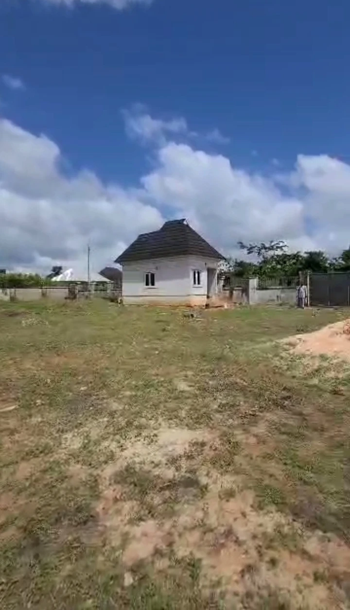 Bungalow for Sale in Obazagbor upper iriri Rd, Edo - Image 3