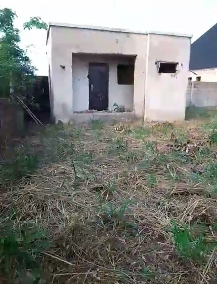 Bungalow for Sale in Okhouromi, Edo - Image 3