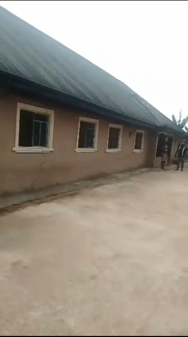 Bungalow for Sale in Agbor road, Edo - Image 3