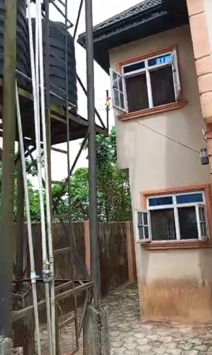 3 Bedroom Flat for Sale in Ogunwenyin, Edo - Image 2