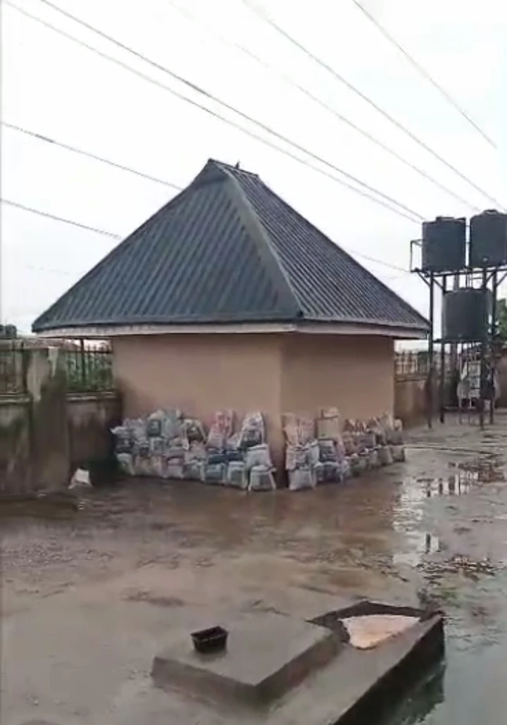 Bungalow for Sale in Eriaria sapele road, Edo - Image 2