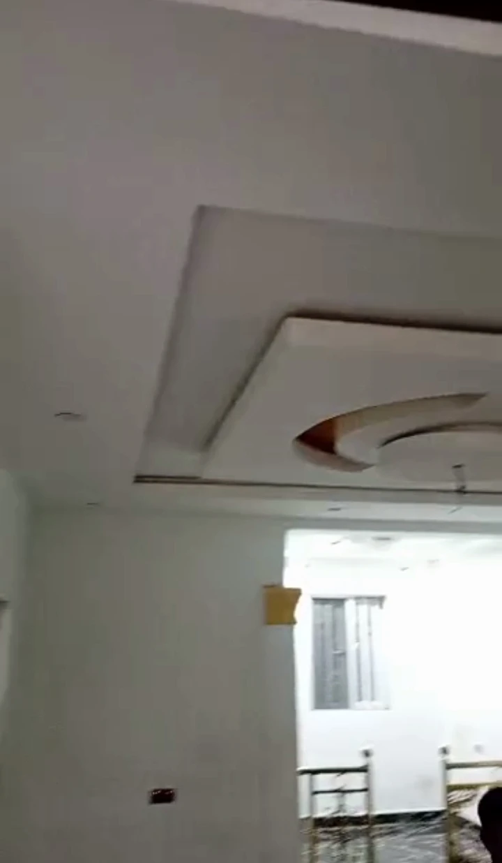 2 Bedroom Flat for Rent in Otokutu, Delta - Image 1