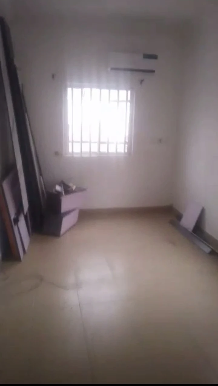 2 Bedroom Flat for Rent in Ogbomro, Delta - Image 1