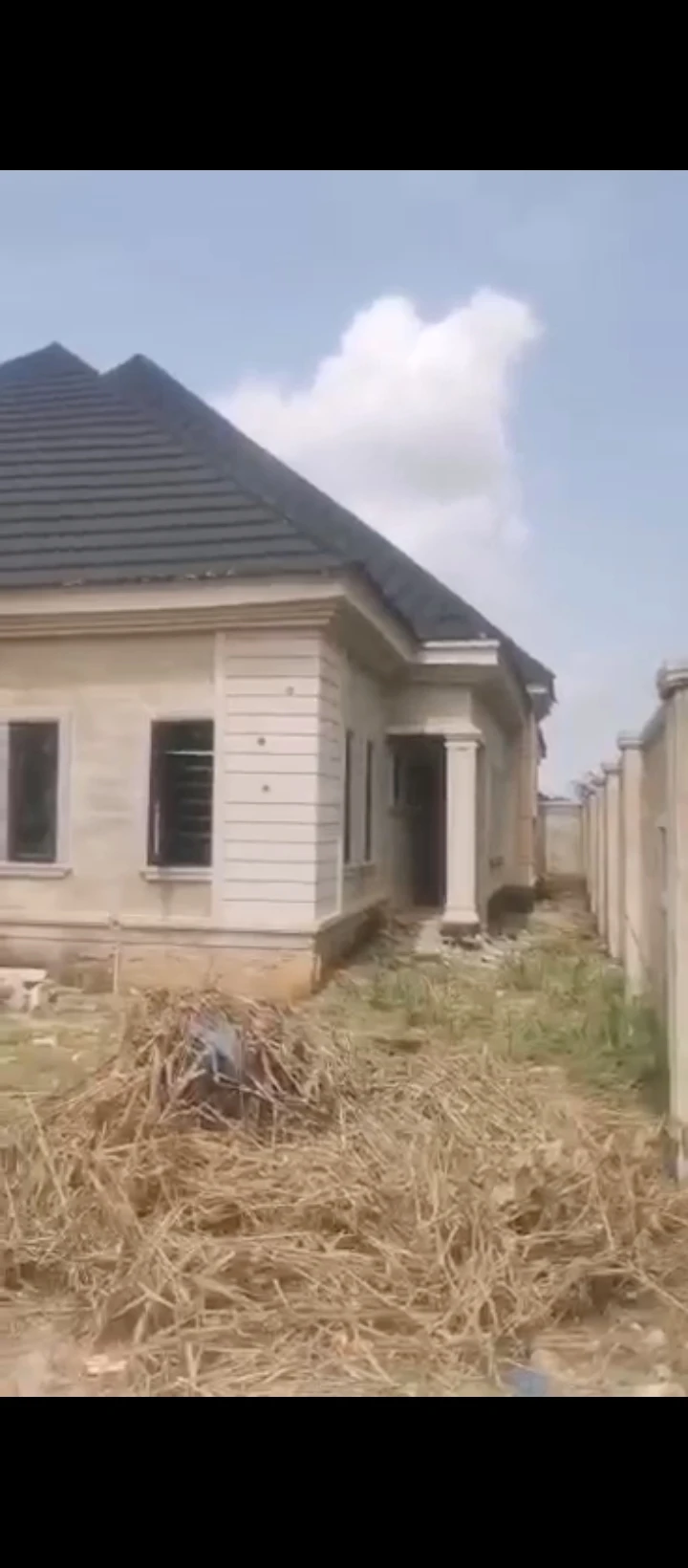 4 Bedroom Flat for Sale in Benin Agbor road, Edo cover picture