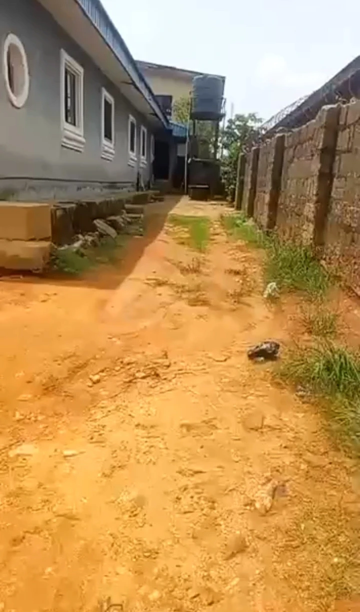 Bungalow for Sale in Lucky way ikpoba Hill upper mission, Edo