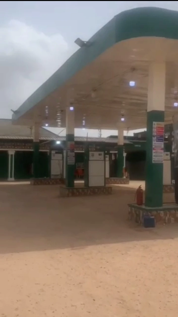 property cover photo