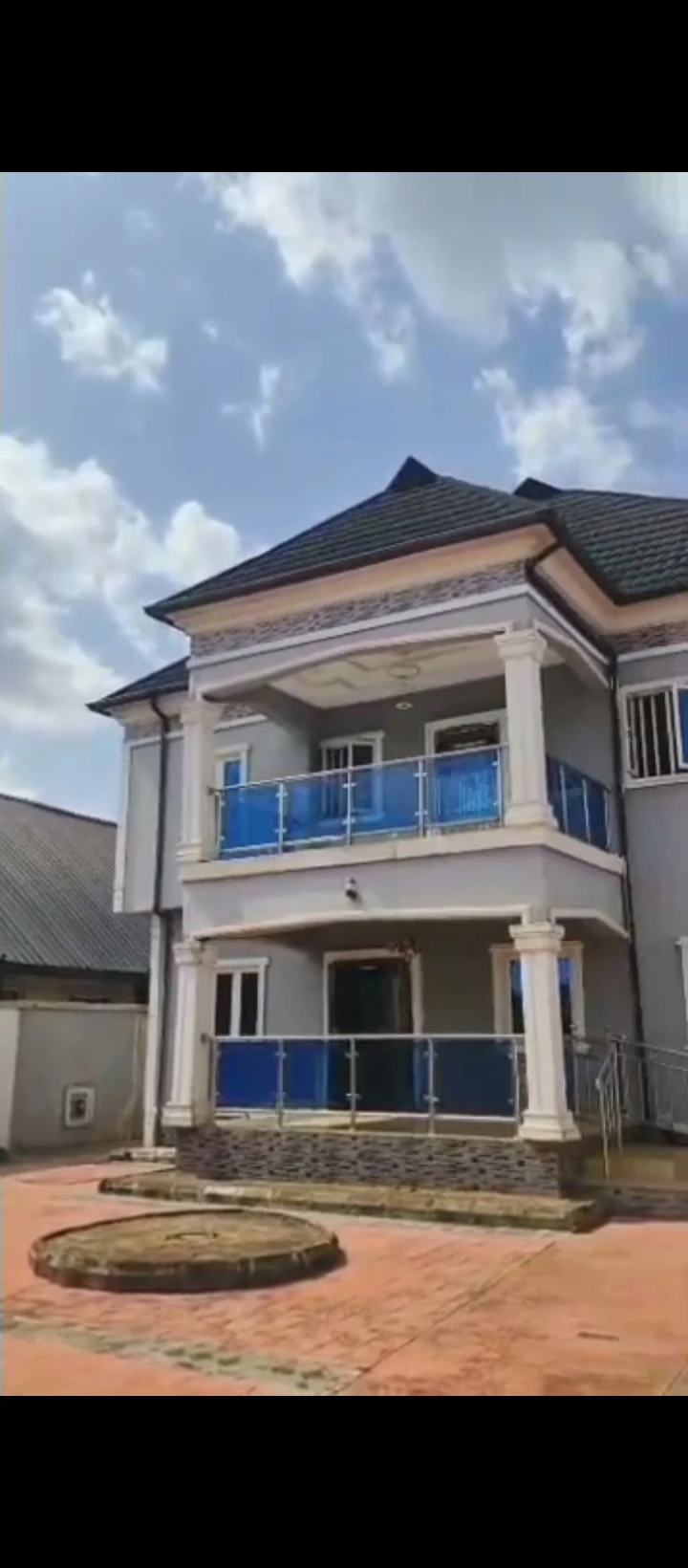 Duplex for Sale in Egba upper sakpoba road, Edo cover picture
