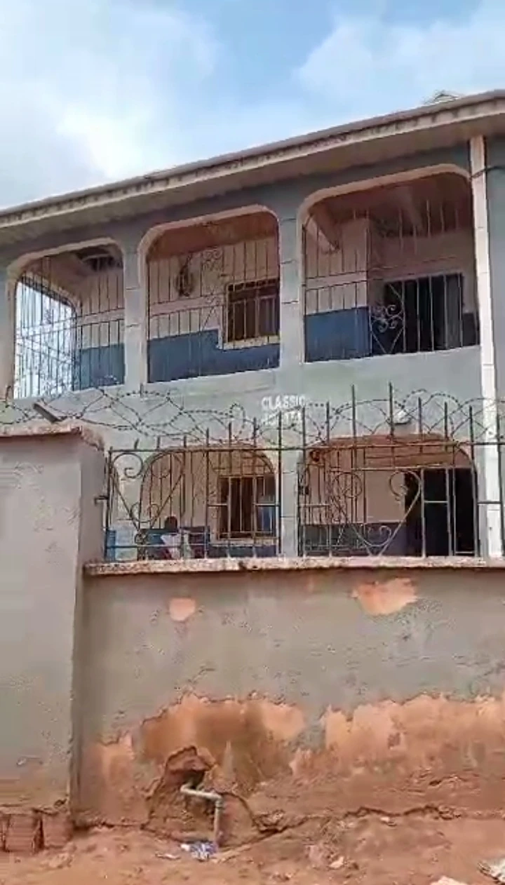 Hostel for Sale in Iyakpi Auchi Edo state, Edo cover picture