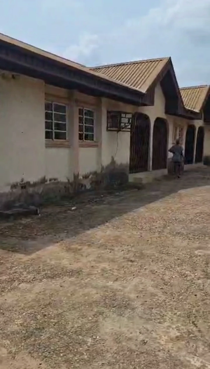Bungalow for Sale in 1st ugbor, Edo cover picture