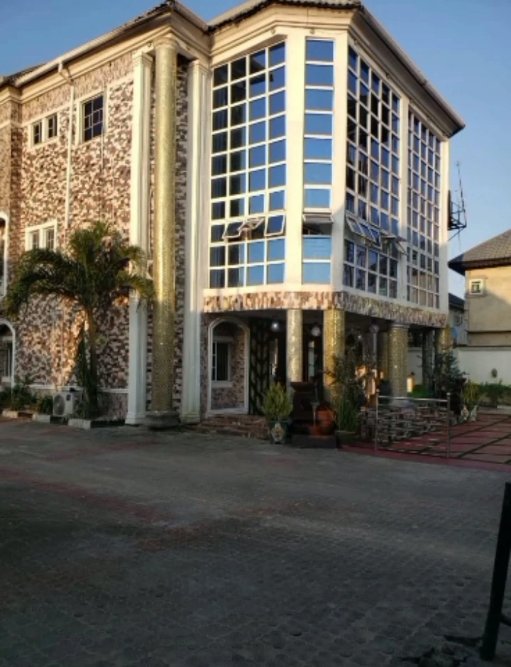 property cover photo