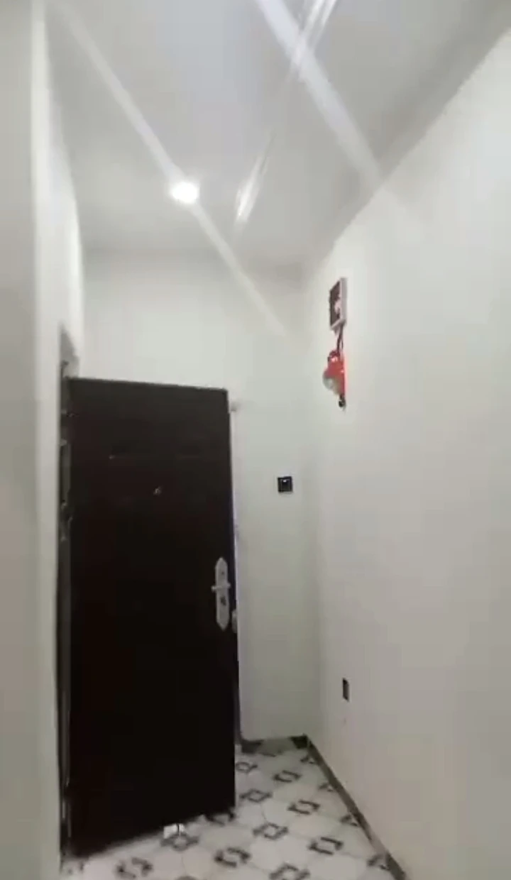 1 Bedroom Flat for Rent in Uhie sapele road, Edo cover picture