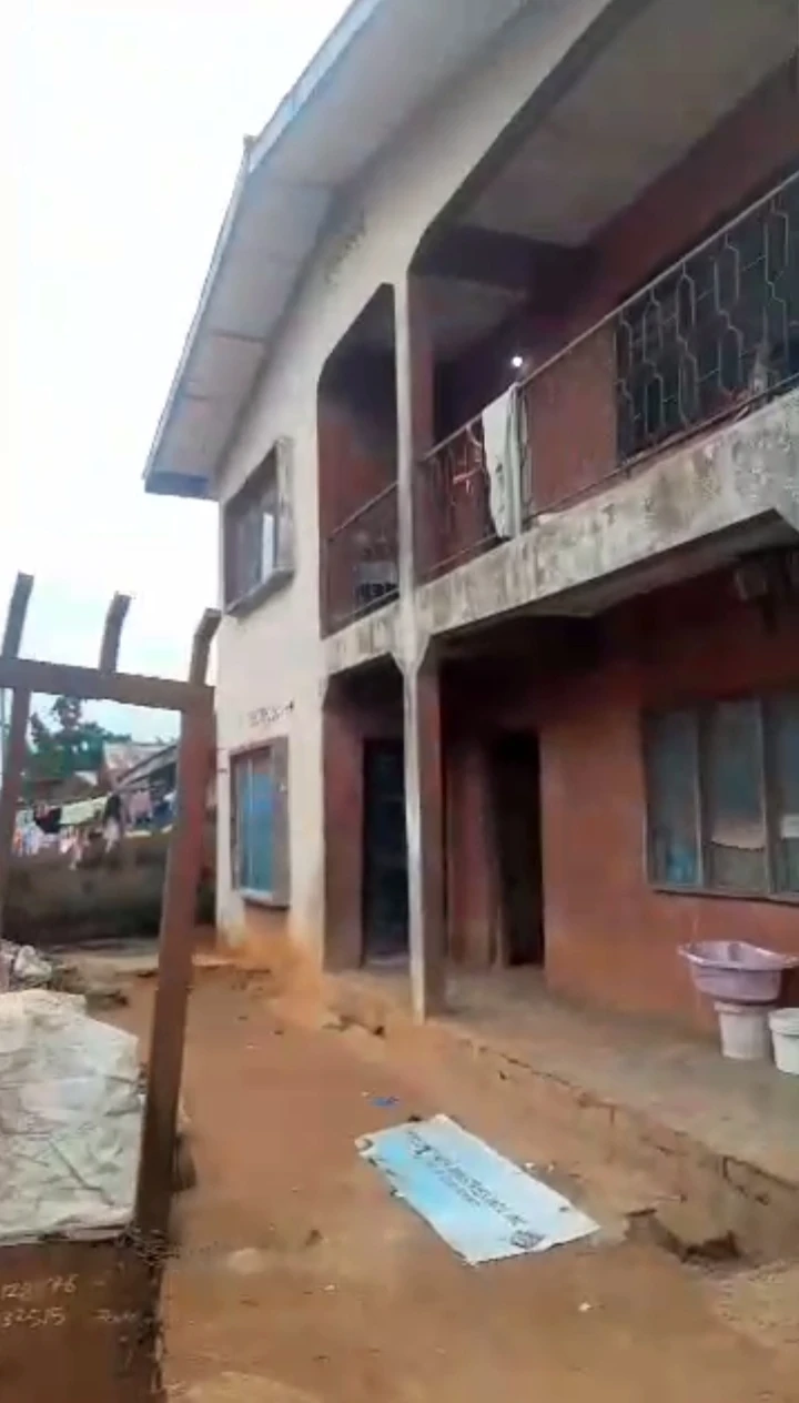 3 Bedroom Flat for Sale in Okhoro/ Medical Stores Road, Edo cover picture