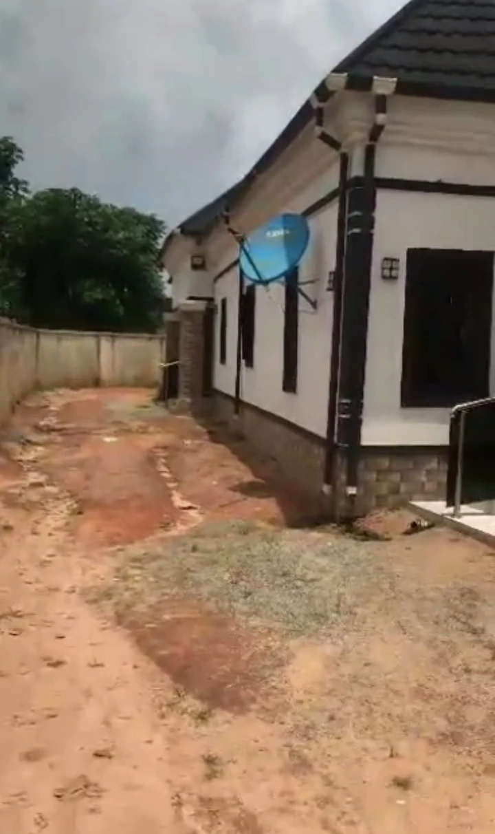 property cover photo