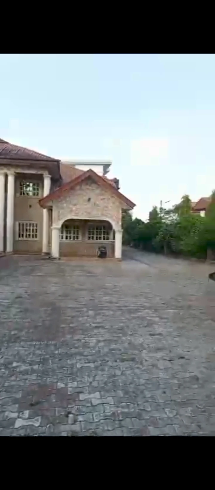 Duplex for Sale in Country home, Edo cover picture