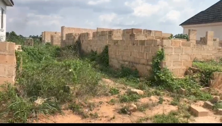 Uncompleted Building for Sale in Obagie, Edo cover picture