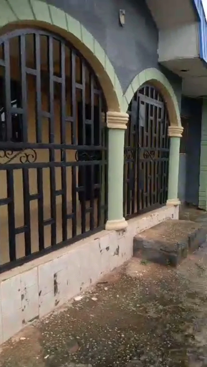 4 Bedroom Flat for Sale in Obe sapele road off Ewhuku, Edo cover picture