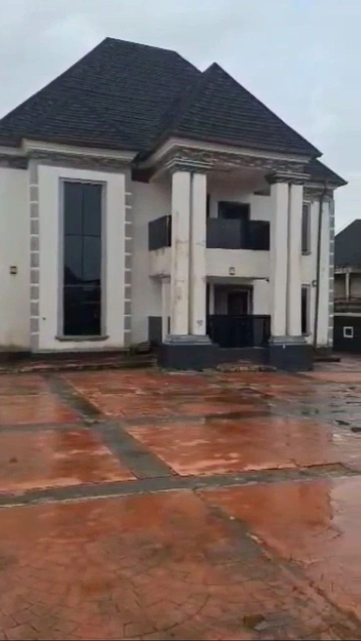 Duplex for Sale in Amagba extension, Edo cover picture