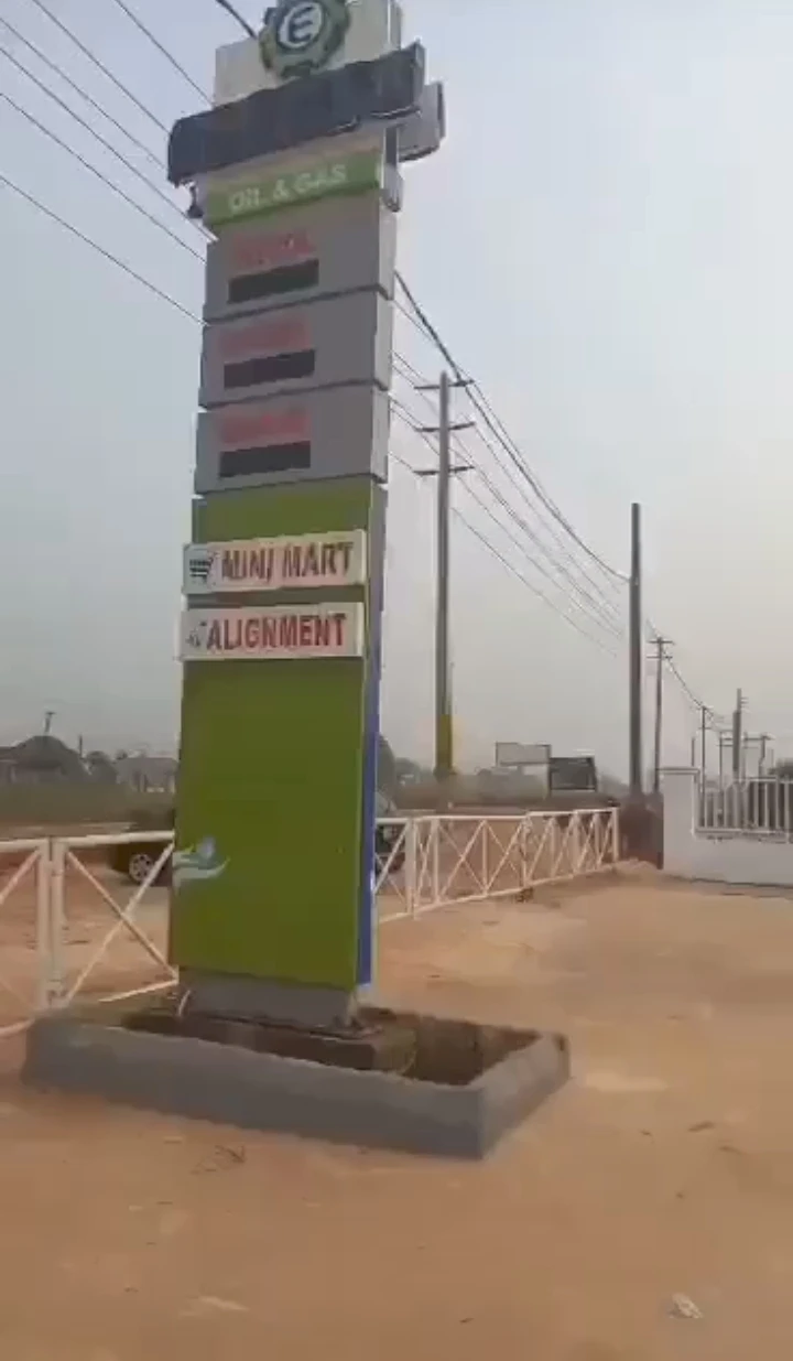 Filling Station for Sale in Sapele road, Edo cover picture