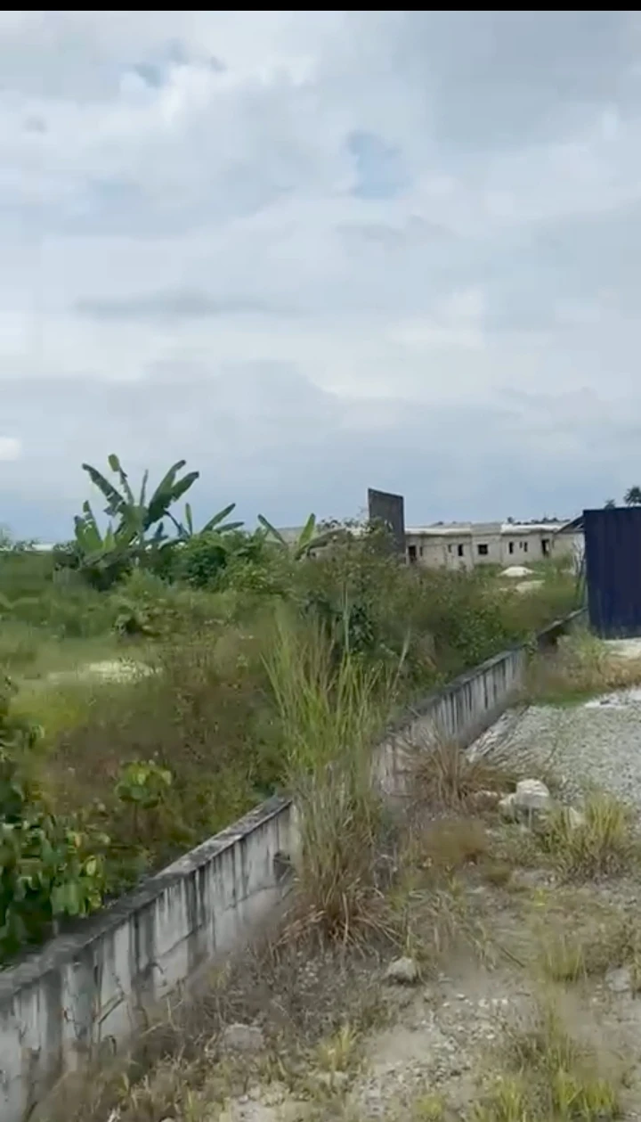 property cover photo