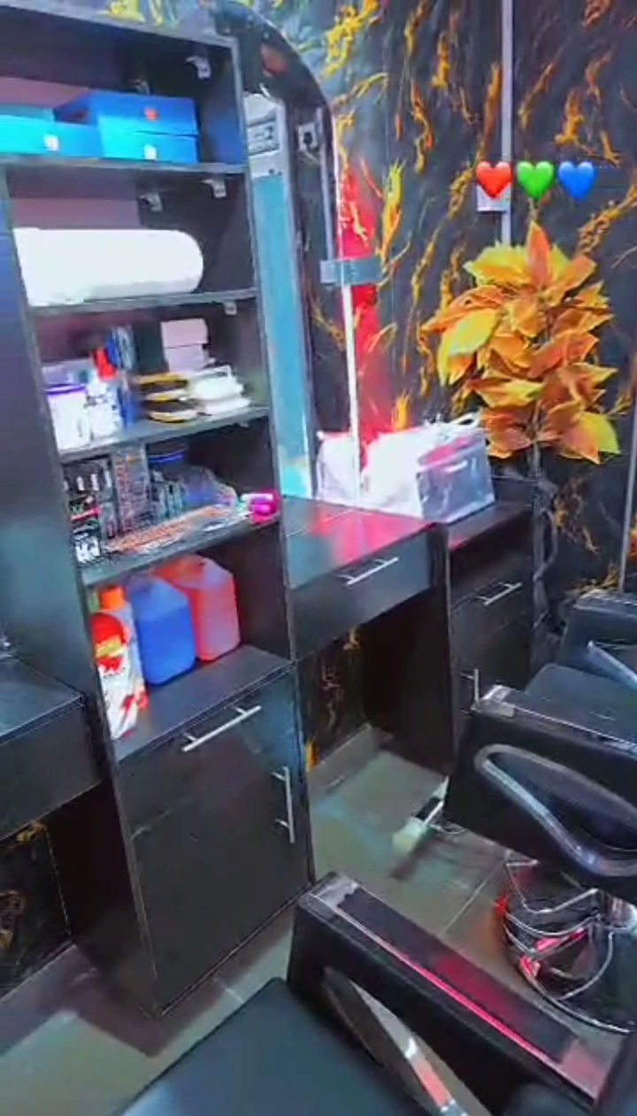 Store for Sale in Sapele road, Edo cover picture