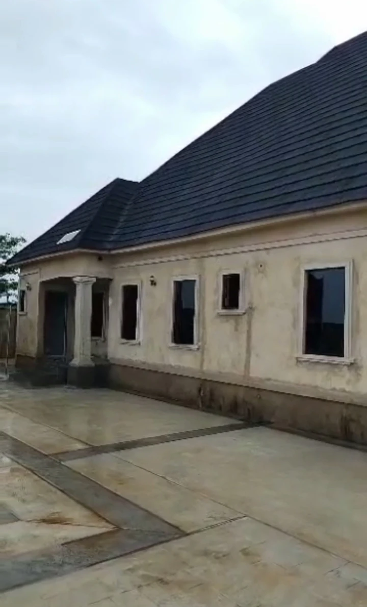 property cover photo