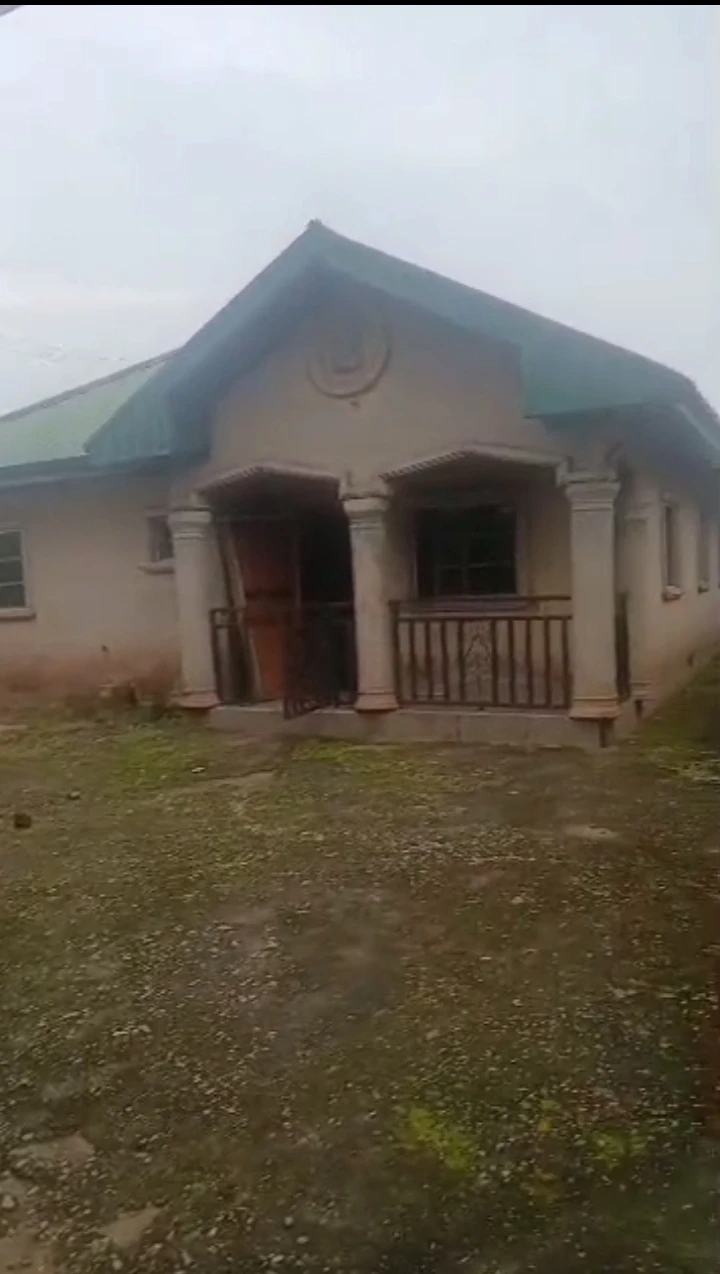 Bungalow for Sale in AMAGBA, Edo cover picture