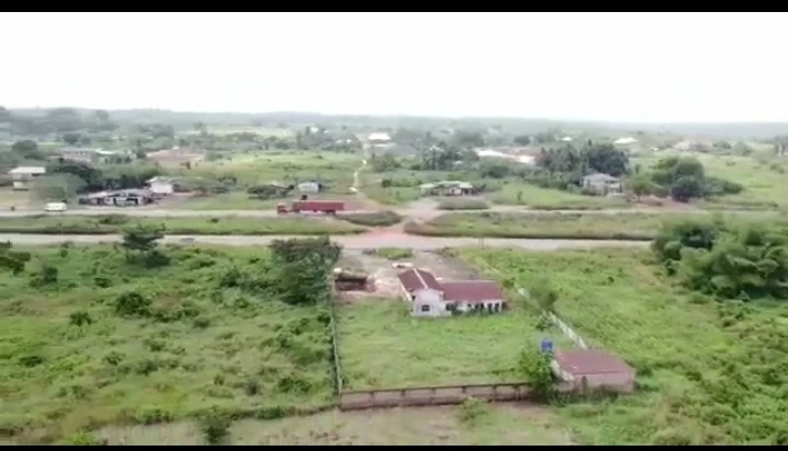 Land for Sale in Ugoneki along Abraka, Edo cover picture