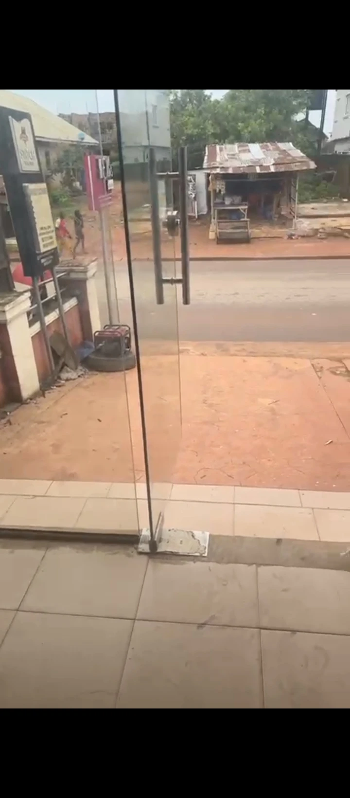 Store for Rent in Ugbor central, Edo cover picture