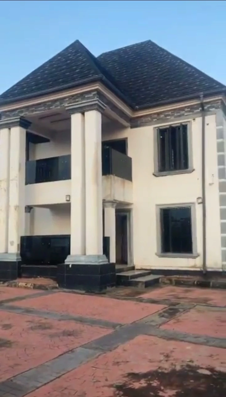 property cover photo