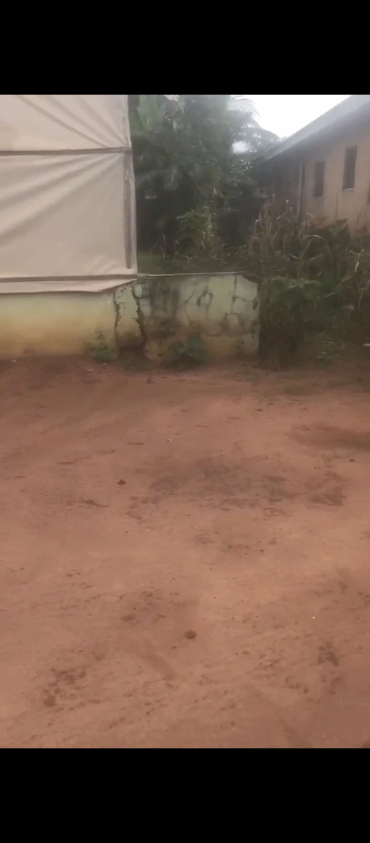 Land for Sale in Ekehuaw road by Ewutubu market, Edo cover picture