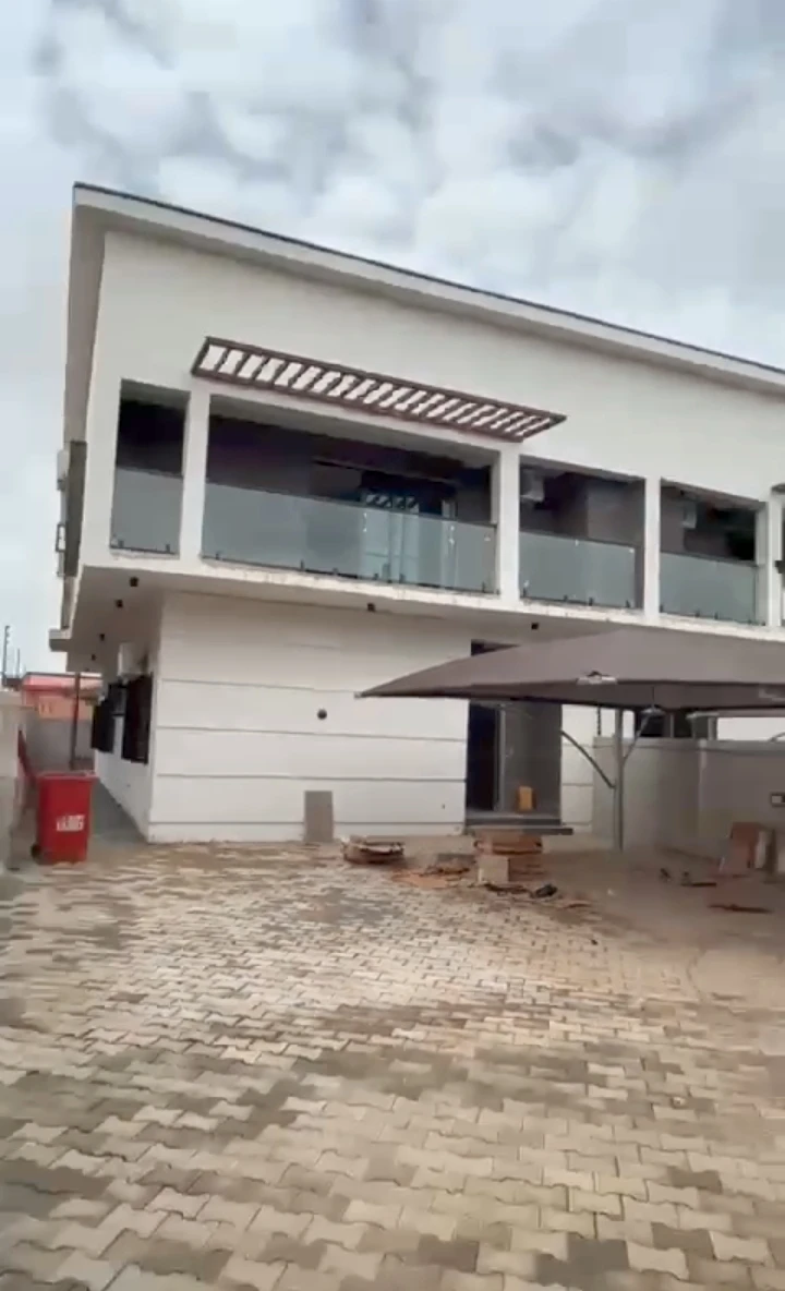 property cover photo