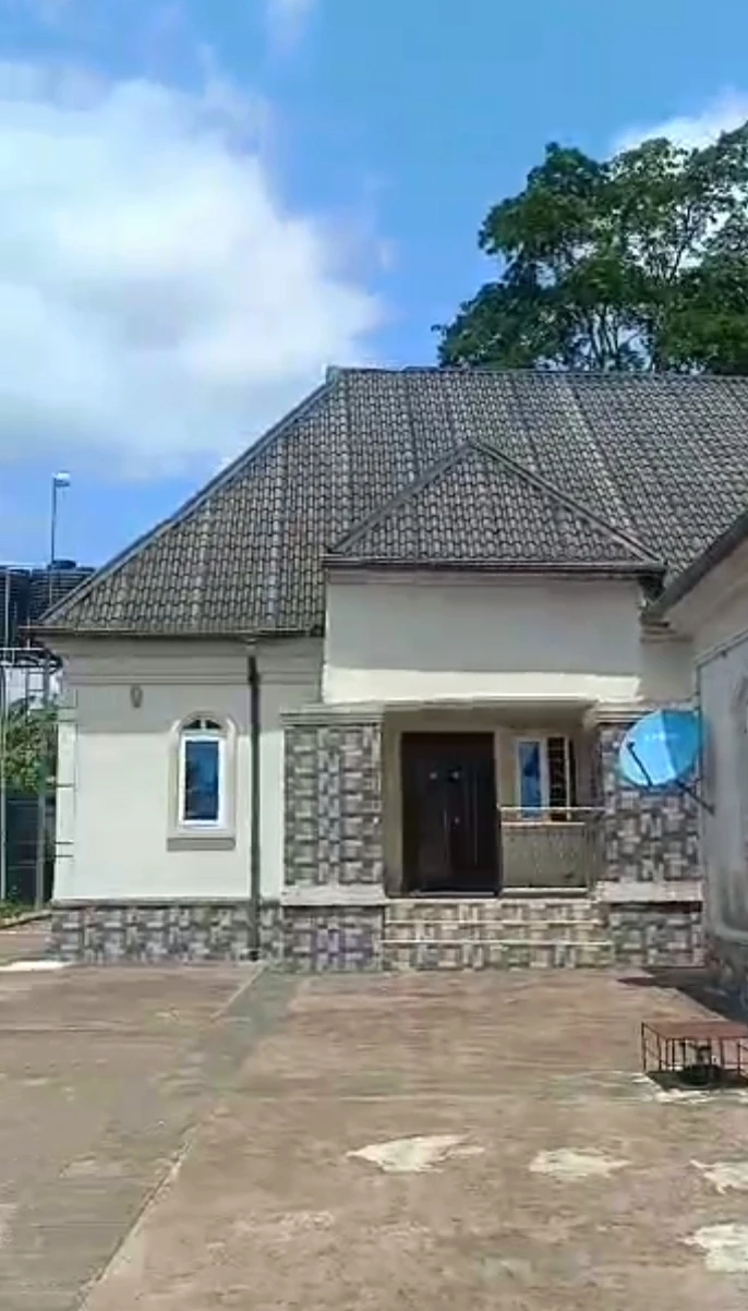 property cover photo