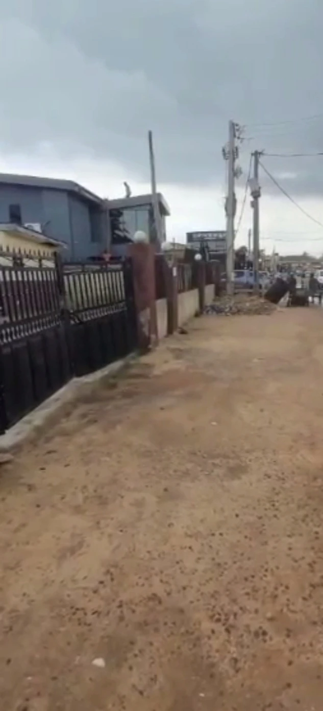 Office Space for Sale in Water resources, Edo cover picture